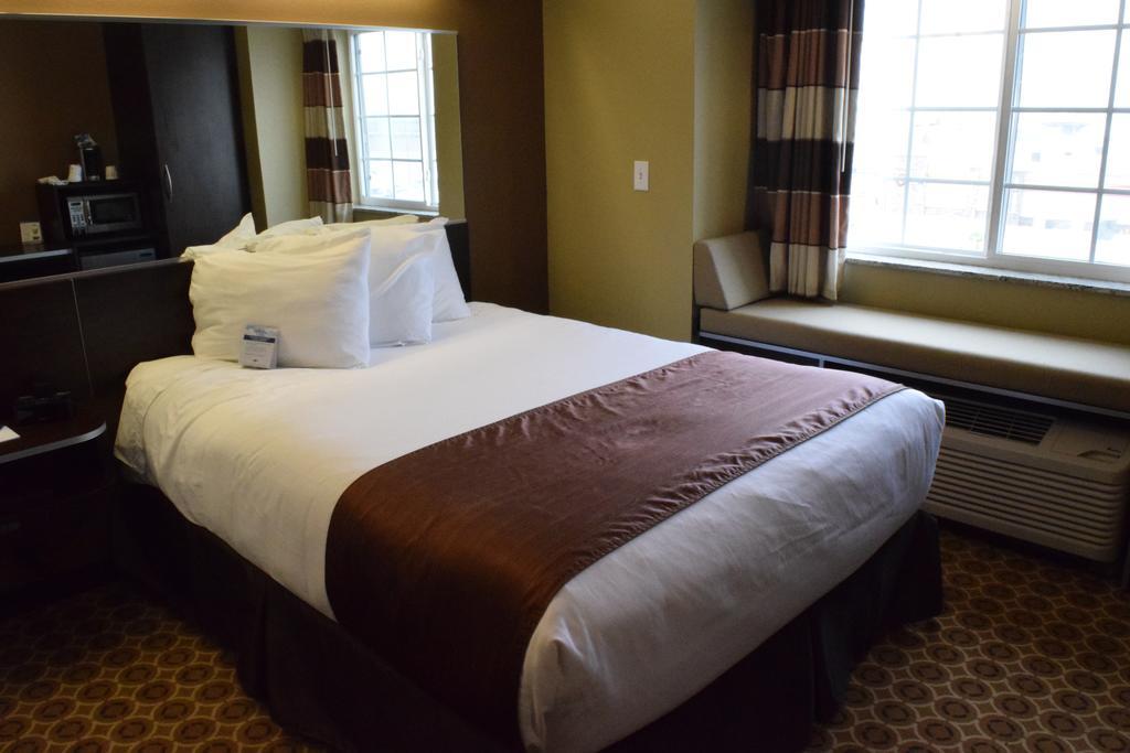 Microtel Inn&Suites Pecos Zimmer foto